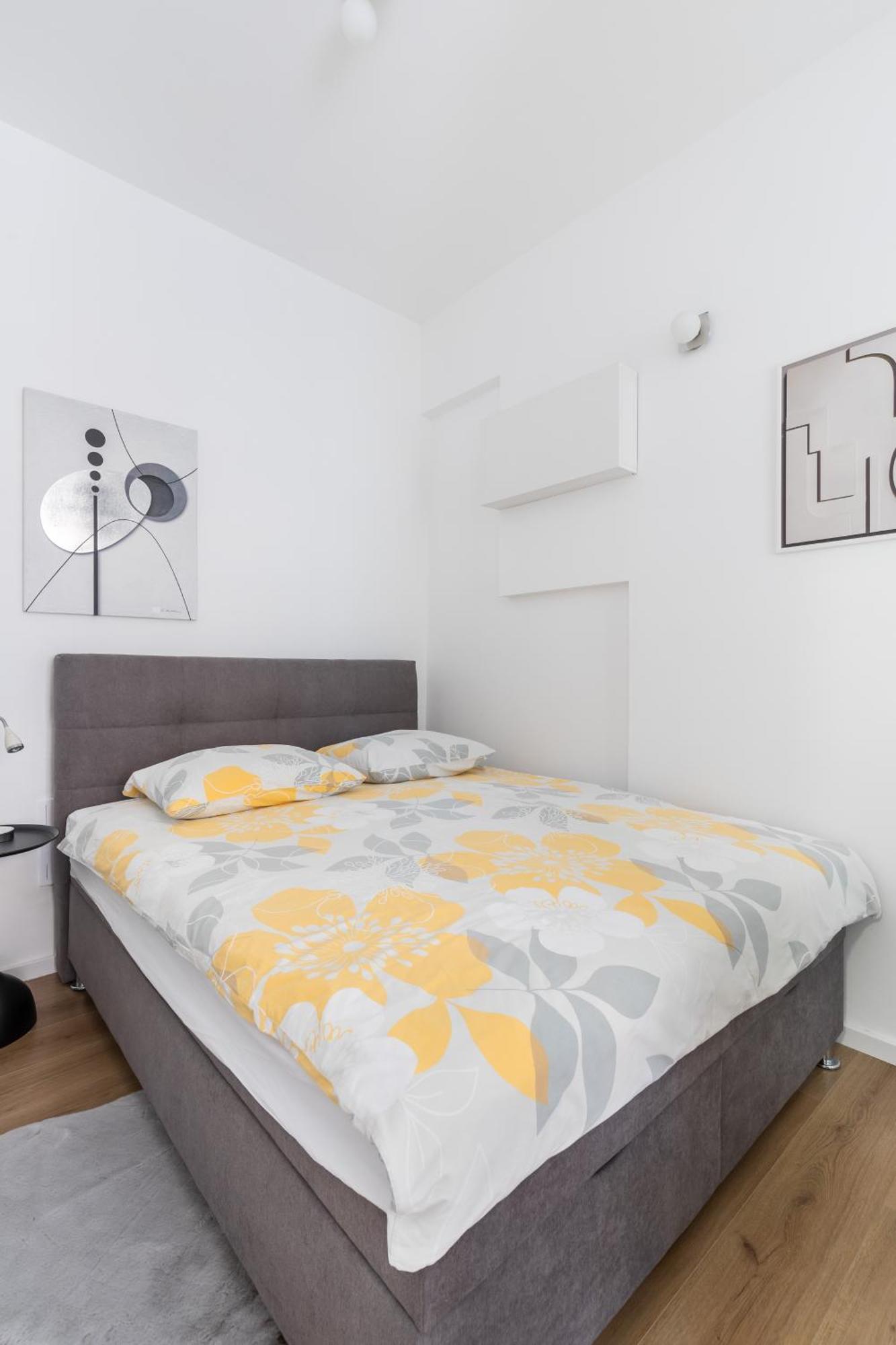 Apartment Modern Studio Near Znjan Beach Сплит Екстериор снимка