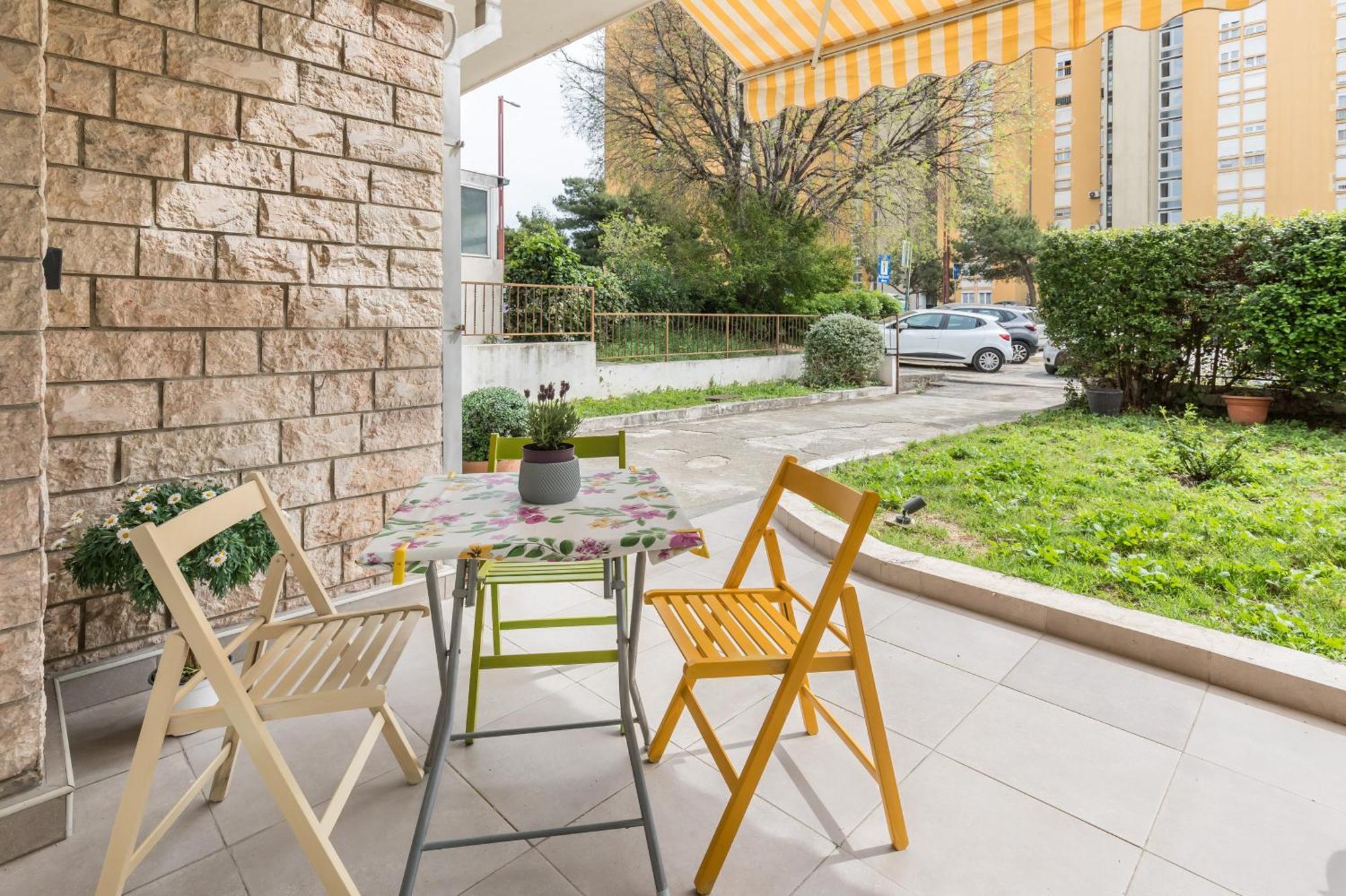 Apartment Modern Studio Near Znjan Beach Сплит Екстериор снимка